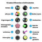 Pessoa utilizando o CalmaCube em ambiente educativo. Brinquedo portátil que ajuda na concentração e alívio da ansiedade